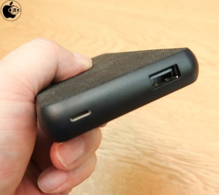 mophie powerstation plus 6000 Universal Battery with Lightning Connector