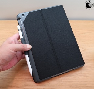 Logicool SLIM FOLIO iK1053 Case with integrated Bluetooth Keyborad