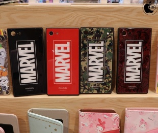 スクエア型iPhoneケース