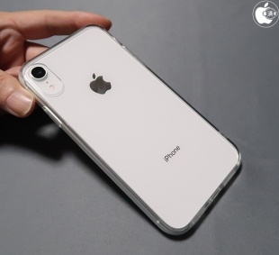 TORRAS Crystal Series iPhone XR Case