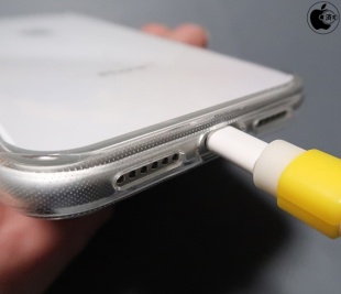 TORRAS Crystal Series iPhone XR Case