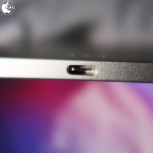 iPad Pro：USB-C