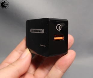 TUNEMAX 急速充電小型アダプタ QC3-1