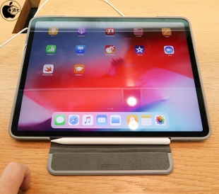 12.9インチiPad Pro（第3世代）用OtterBox Symmetry Series 360 Case