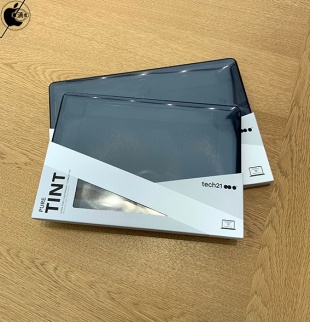 Tech21 Pure Tint Case