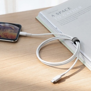 Anker PowerLine II USB-C & ライトニング ケーブル