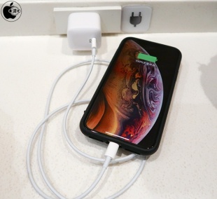 Anker PowerPort Atom PD1/iPhone XS