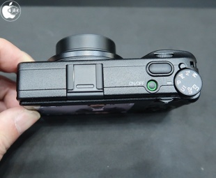 RICOH GR III