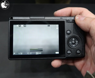 RICOH GR III