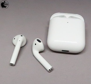 AirPods (2nd generation)