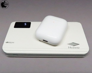 AirPods with Wireless Charging Case