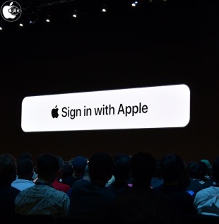 Sign in with Apple