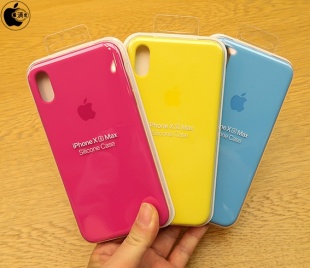 iPhone XSシリコーンケース