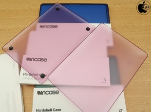 Incase Hardshell Case for MacBook Pro with Thunderbolt 3 (USB-C)