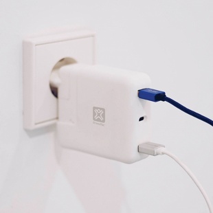 Xtreme Mac MB Charging Hub Adapter