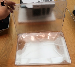 Tech21 13インチPure Clear Case for MacBook Air Retinaディスプレイモデル(USB-C)