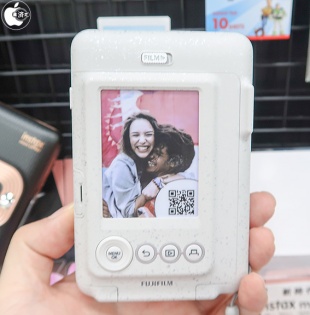 instax mini LiPlay