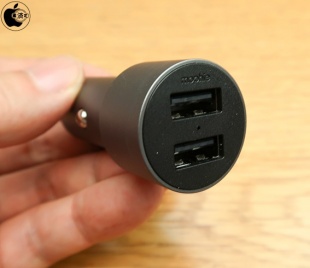 mophie Dual USB-A Car Charger