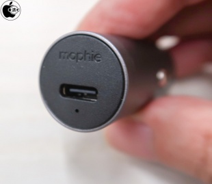 mophie USB-C Car Charger