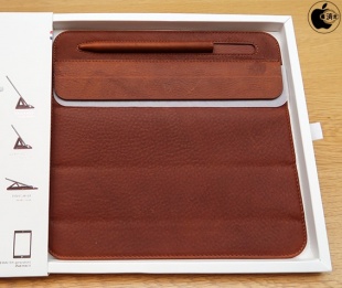 Decoded Leather Foldable Slim Sleeve for iPad mini