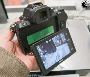 ニコン Z 50