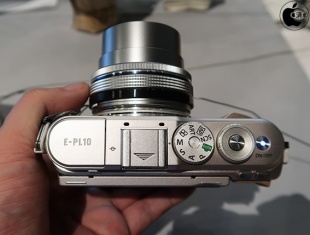 OLYMPUS PEN E-PL10