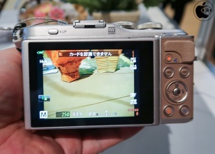 OLYMPUS PEN E-PL10
