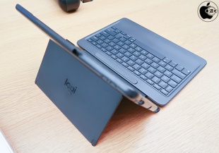 Logicool Slim Combo with detachable keyboard for iPad Pro