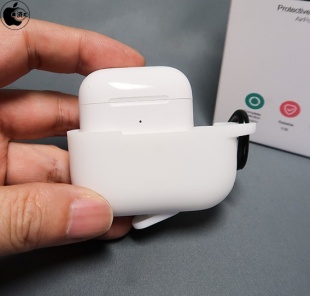 ESR AirPods Pro Carrying Case