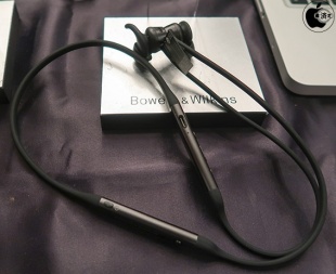 Bowers & Wilkins PI4