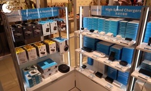 Anker 急速充電器