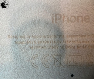 iPhone 11 Pro Smart Battery Case with Wireless Charging