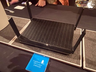 Dual-Band Mesh WiFi 6 router (MR9600)