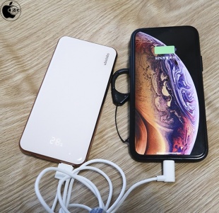 Ubio Labs Lightning Power Bank(6,000mAh)
