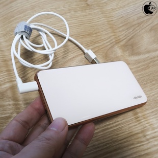 Ubio Labs Lightning Power Bank(6,000mAh)