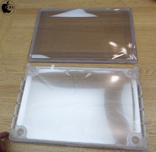 Incase 16" Hardshell Case for MacBook Pro