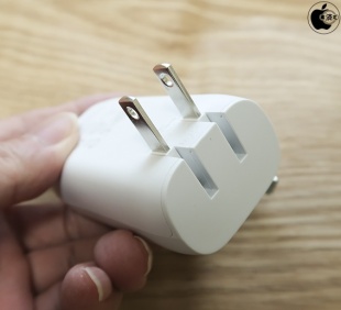Belkin BOOST↑CHARGE 30W USB-C Wall Charger + USB-C Cable with Lightning Connector