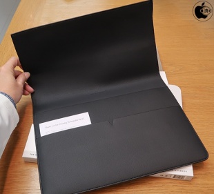 von Holzhausen 13インチMacBook Portfolio