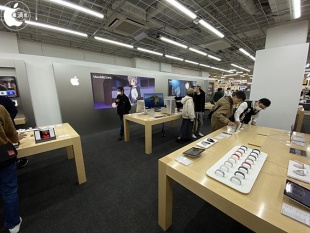 ビックカメラ 新宿西口店:Appleショップ
