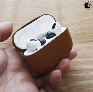Native Union Leather Case for AirPods Pro