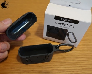 Spigen AirPods Pro ケース クラシック・シャッフル