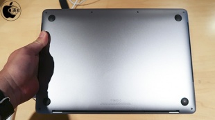 MacBook Pro (13-inch, 2020, Four Thunderbolt 3 Ports)