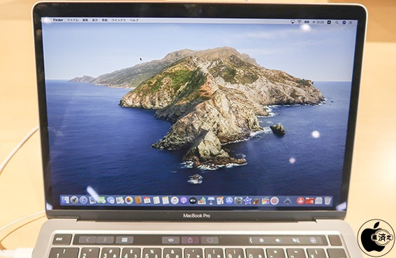 Appleの「MacBook Pro (13-inch, 2020, Four Thunderbolt 3 Ports)」を 
