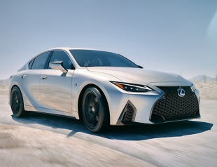 LEXUS IS