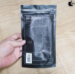 Moment Photo Case in Black Canvas for iPhone SE