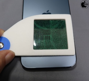 iPhone 12 Pro：MagSafe