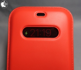 MagSafe対応iPhone 12 & iPhone 12 Proレザースリーブ