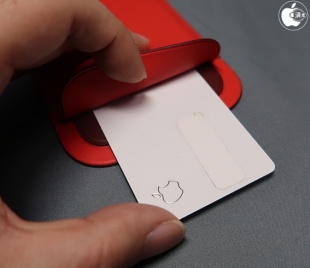 MagSafe対応iPhone 12 & iPhone 12 Proレザースリーブ