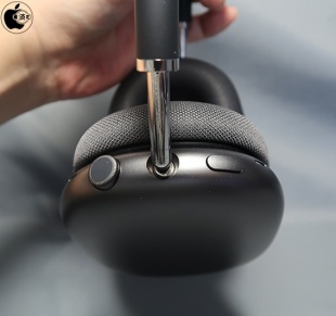 AirPods Max：Digital Crown