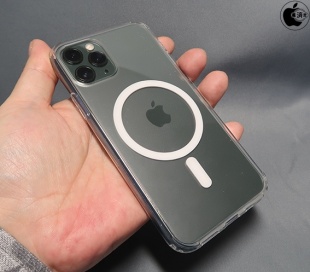 iPhone 11 Pro用MagSafeマウント対応クリアケース